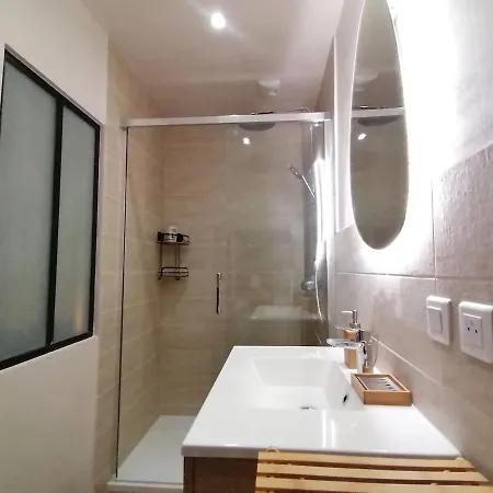 Le Cosy & Boise De Apartment Pontoise