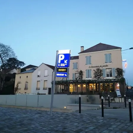Le Cosy & Boise De Apartment Pontoise